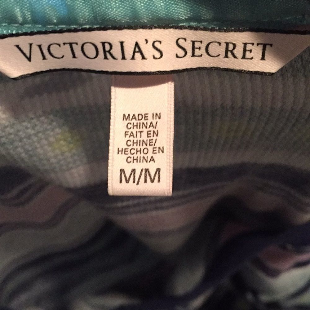 COPY - Victoria Secret Top - Picture 4 of 4